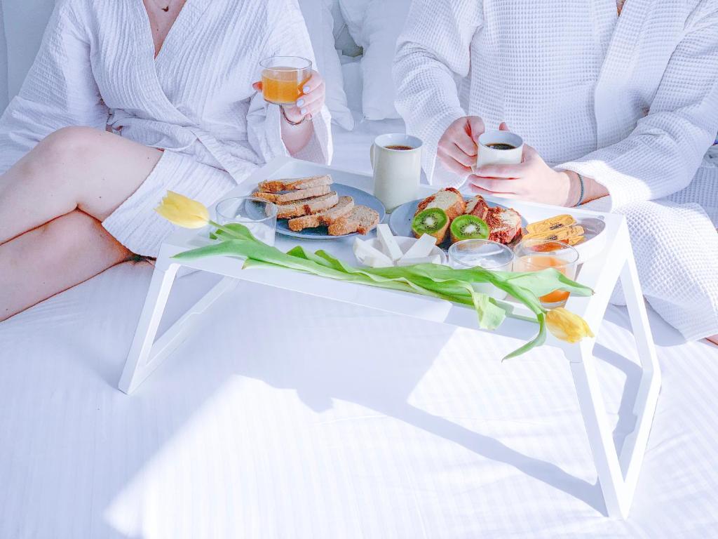 Jídlo v aparthotelu nebo okolí