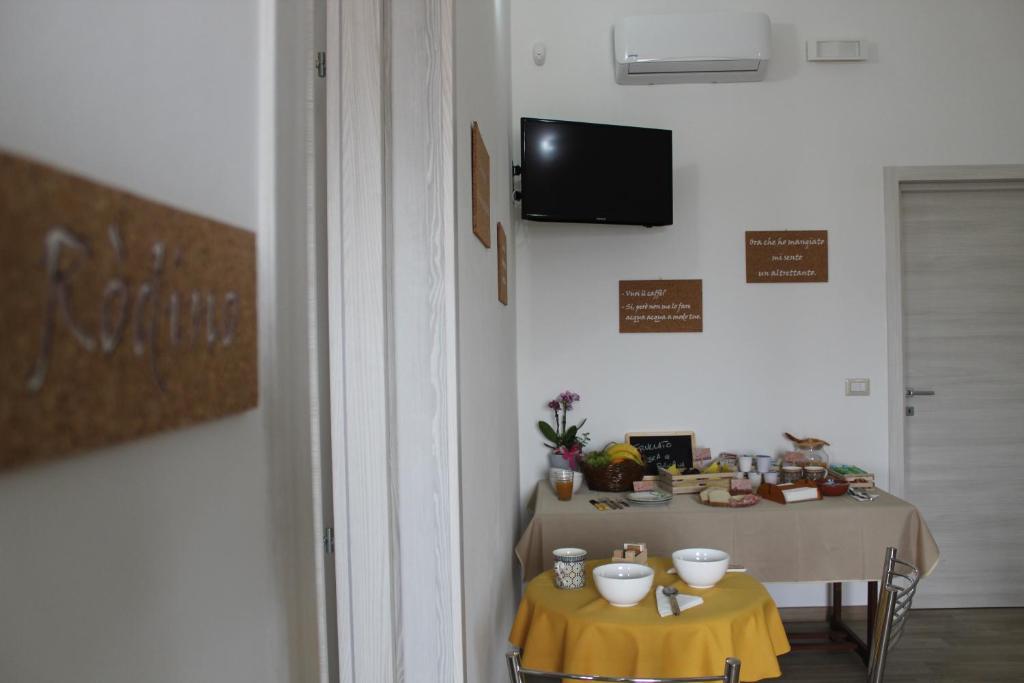TV a/nebo společenská místnost v ubytování Krasì B&B