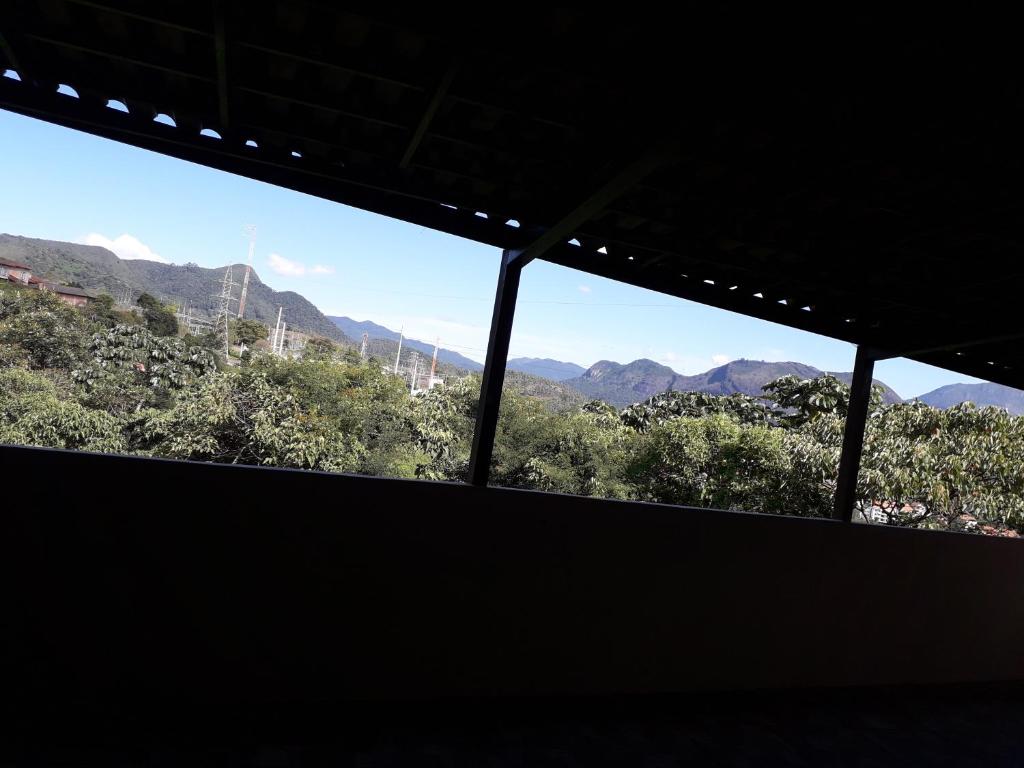  Casa ampla com vista para as montanhas