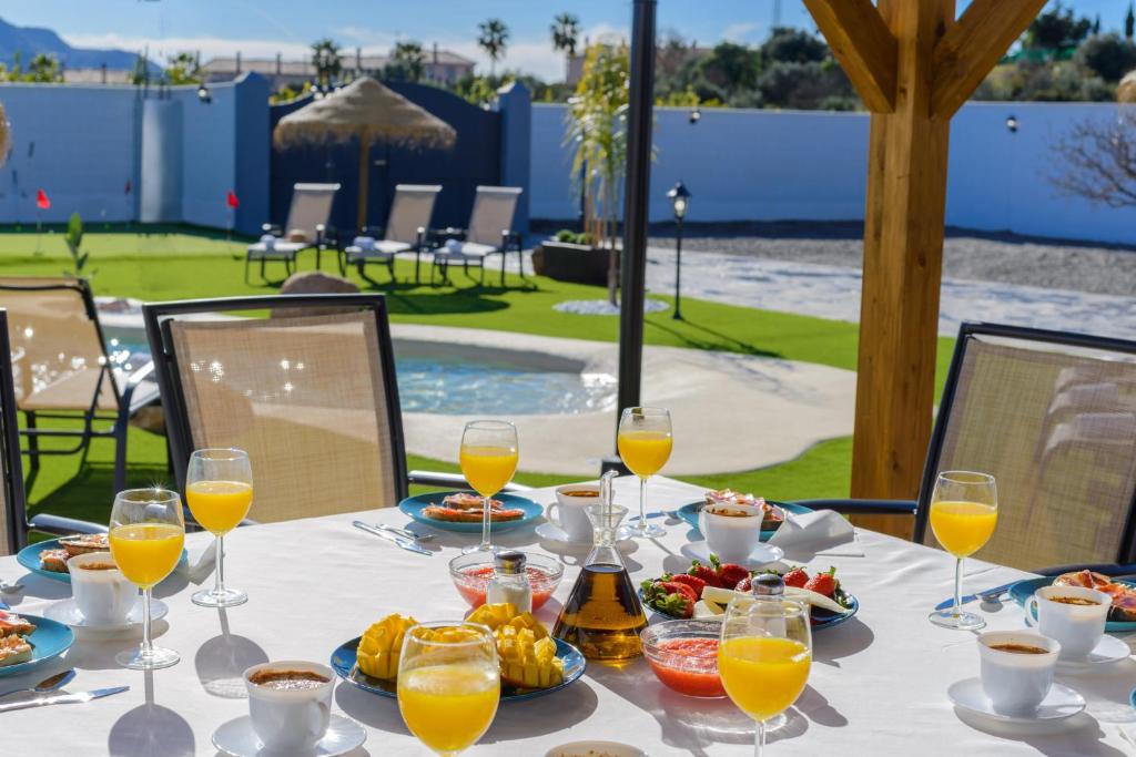 Country House Serrano Málaga, Estación – Precios 2022 ...
