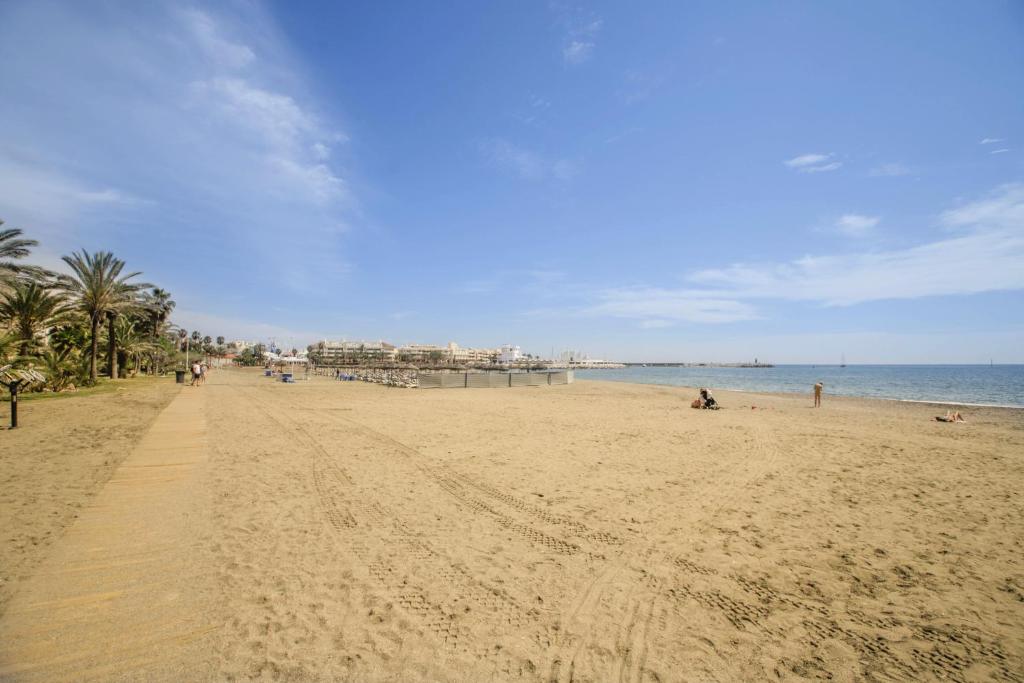 Precioso apartamento al lado de la playa, Benalmádena ...