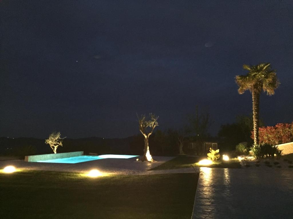 Bazén v ubytování Ranieri Events and B&B nebo v jeho okolí