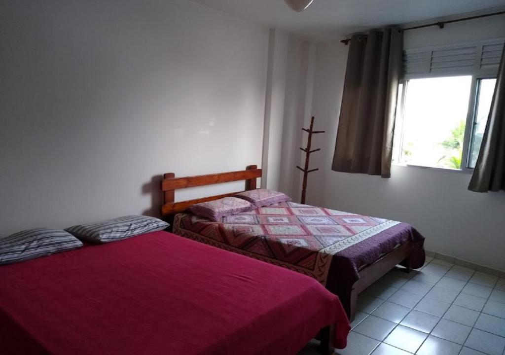  Apartamento amplo com vista para o mar na Praia Grande
