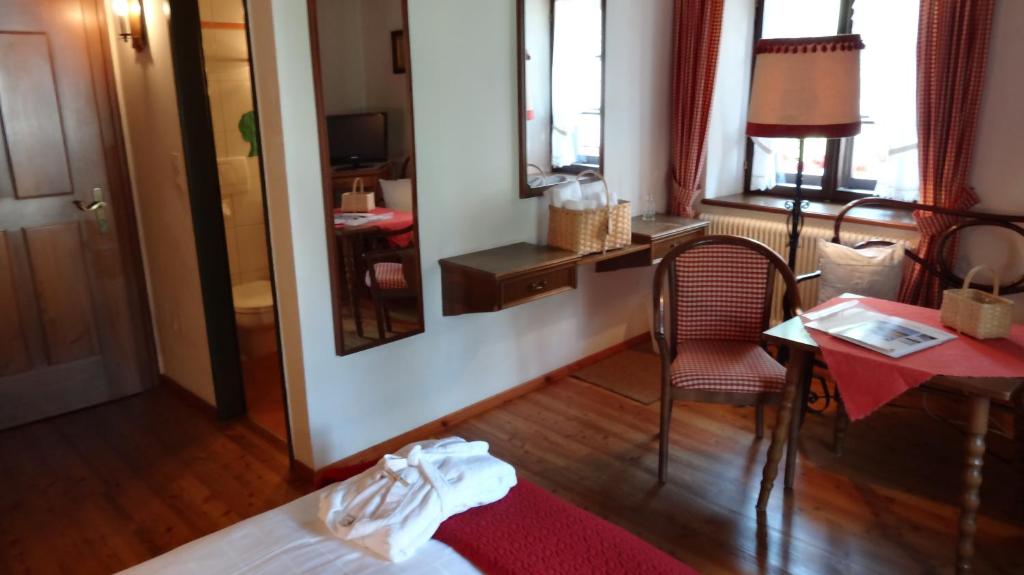 Hotel Fahrnberger - 11