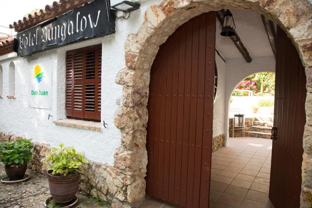 Bungalows Don Juan Tossa, Tossa de Mar – aktualne ceny na rok ...