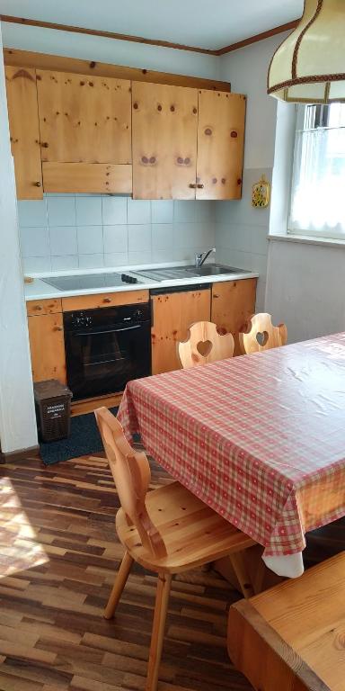 Nhà bếp/bếp nhỏ tại Apartment 18 Federico Bandi Cavalese