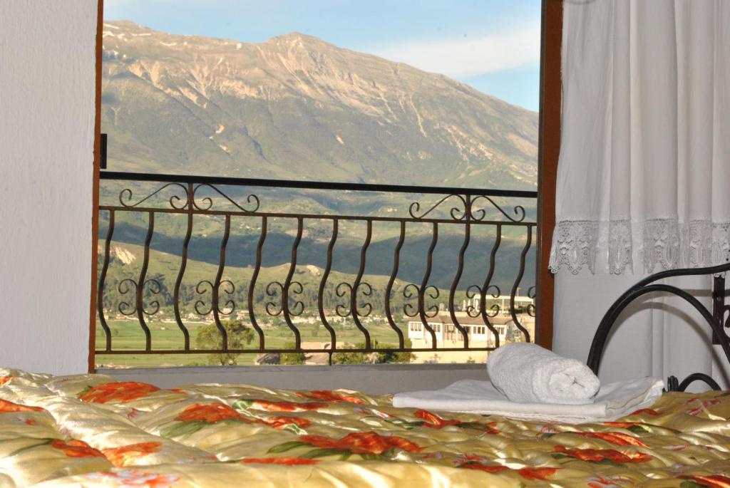 Guesthouse Mele - Habitación Doble Deluxe (2 Adultos + 1 Niño)