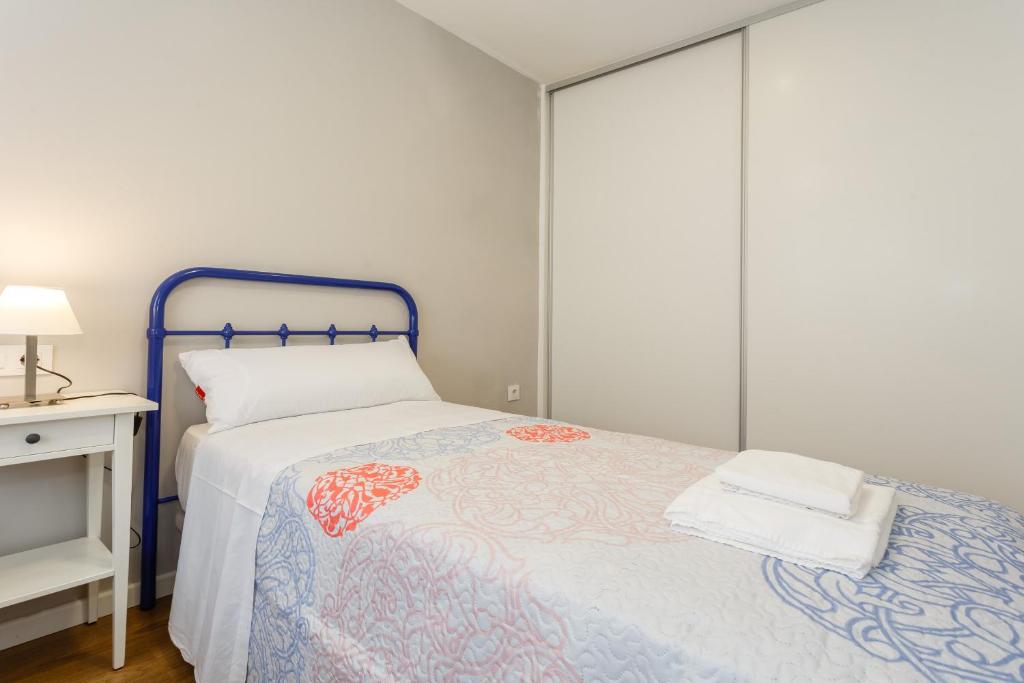 Postel nebo postele na pokoji v ubytování ALTAMAR Sunny Home by Cadiz4Rentals