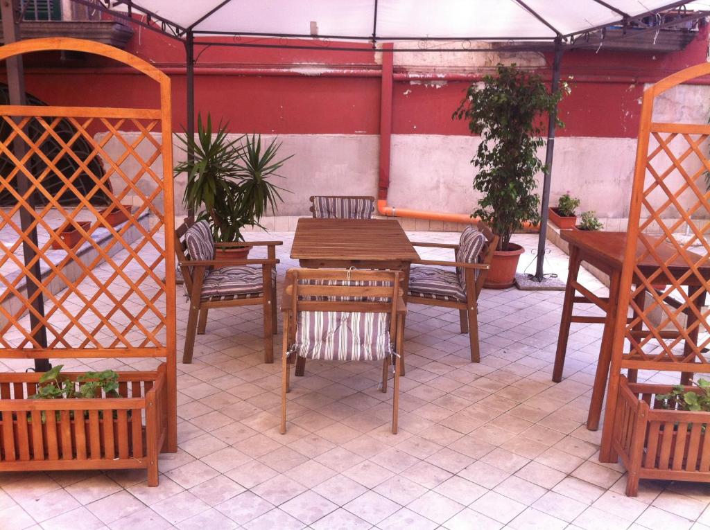 Posedenie v ubytovaní B&B Sansevero Naples