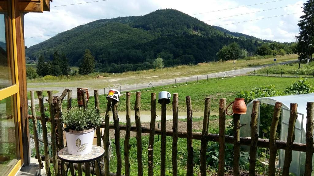 Výhľad na hory alebo výhľad na hory priamo z penziónu