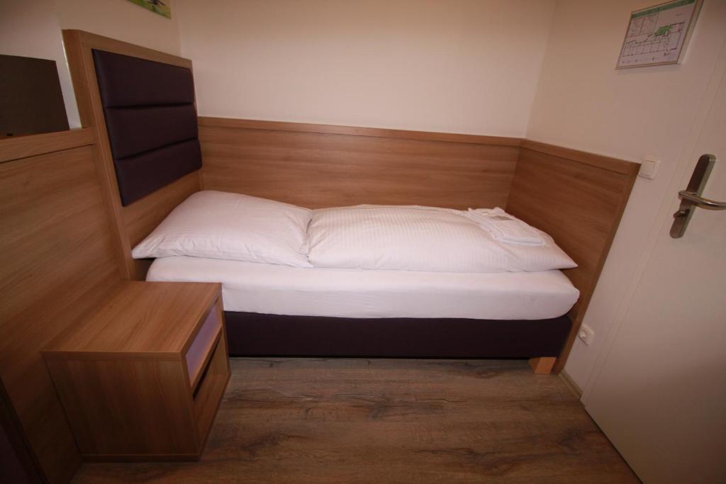 Postel nebo postele na pokoji v ubytování Slamba Hostel