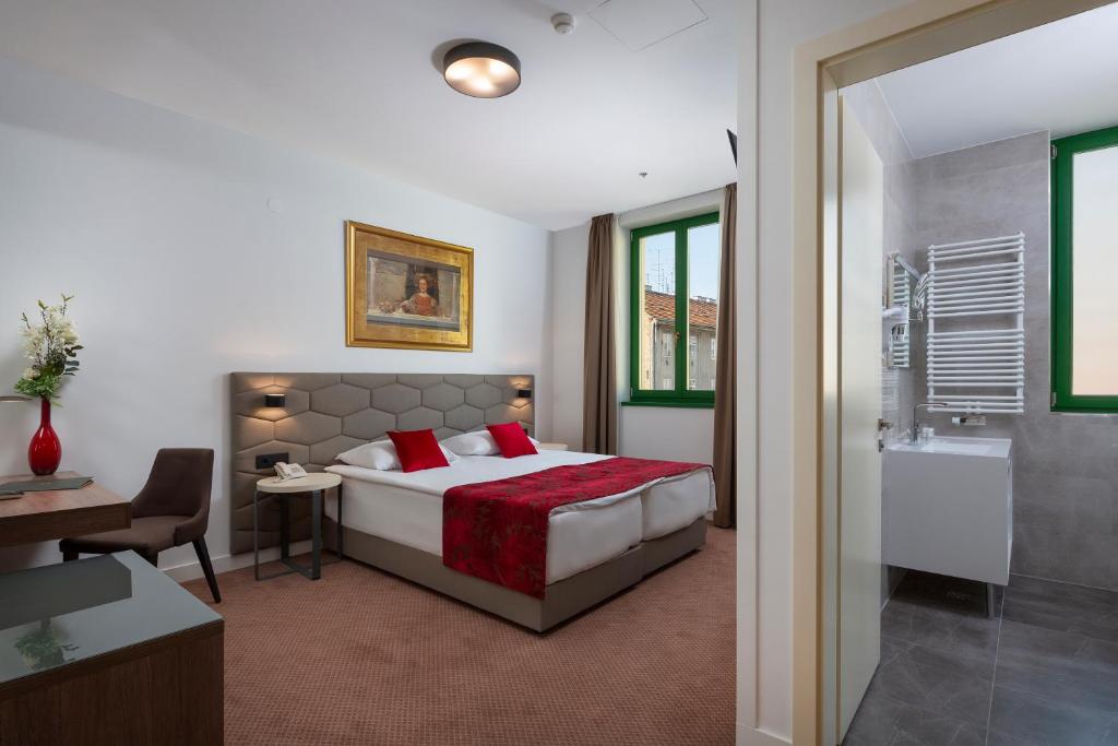 Hotel PARK 45 - Standard Double Or Twin Room