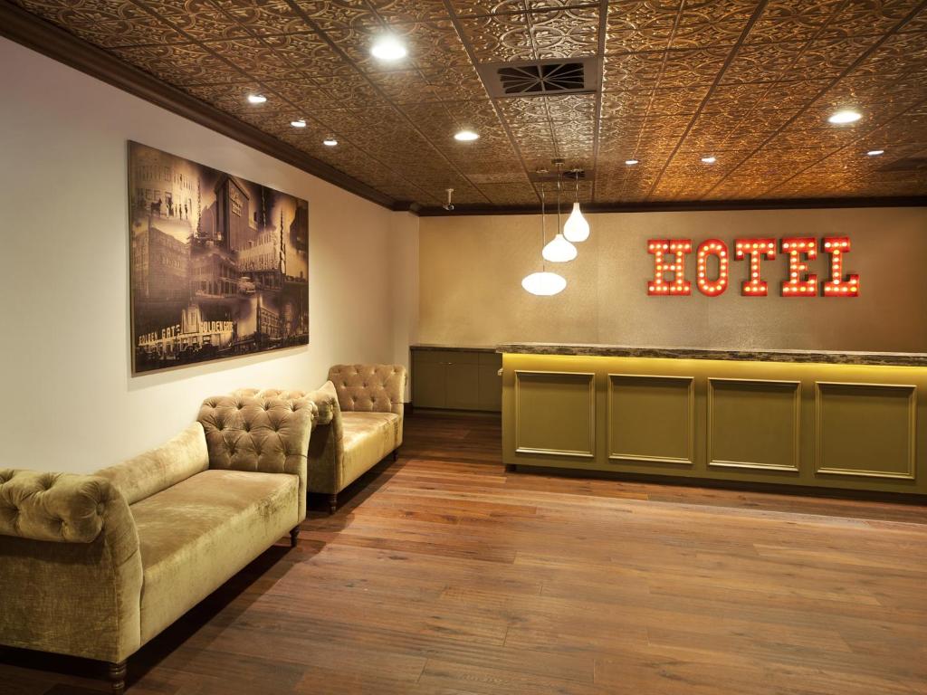 Posezení v ubytování Golden Gate Casino Hotel