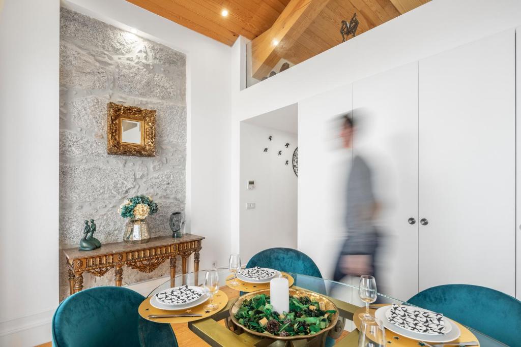 Downtown Historic Apartments - 17