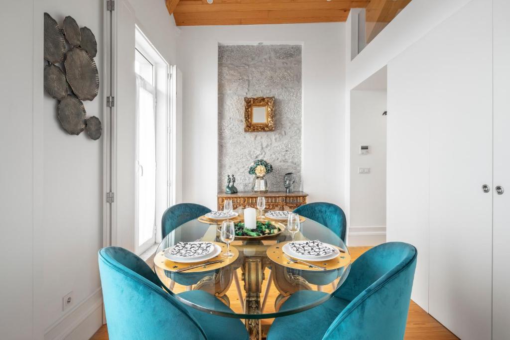 Downtown Historic Apartments - 13