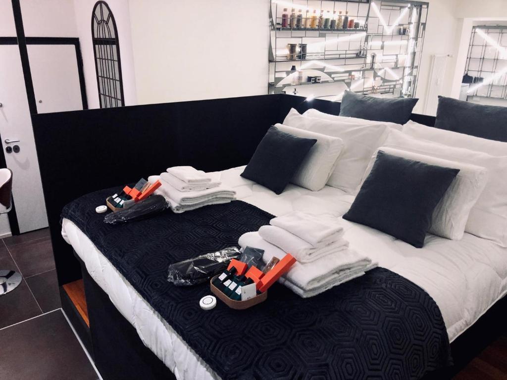 a bed with some tools on top of it at GRADO24 in Bologna