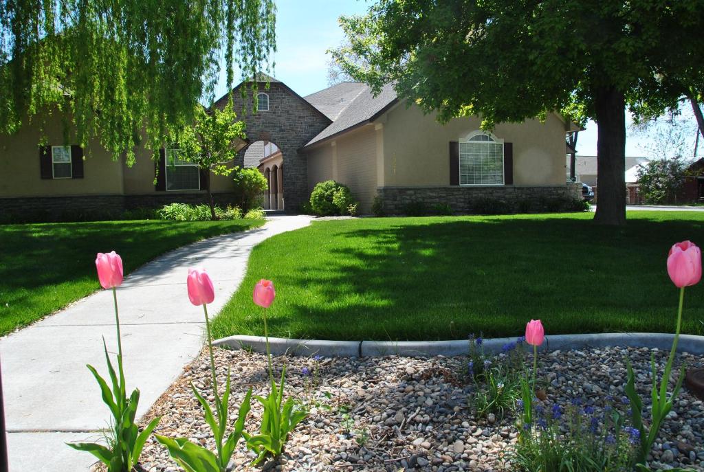 Perfect Moments Bed & Breakfast - Housity
