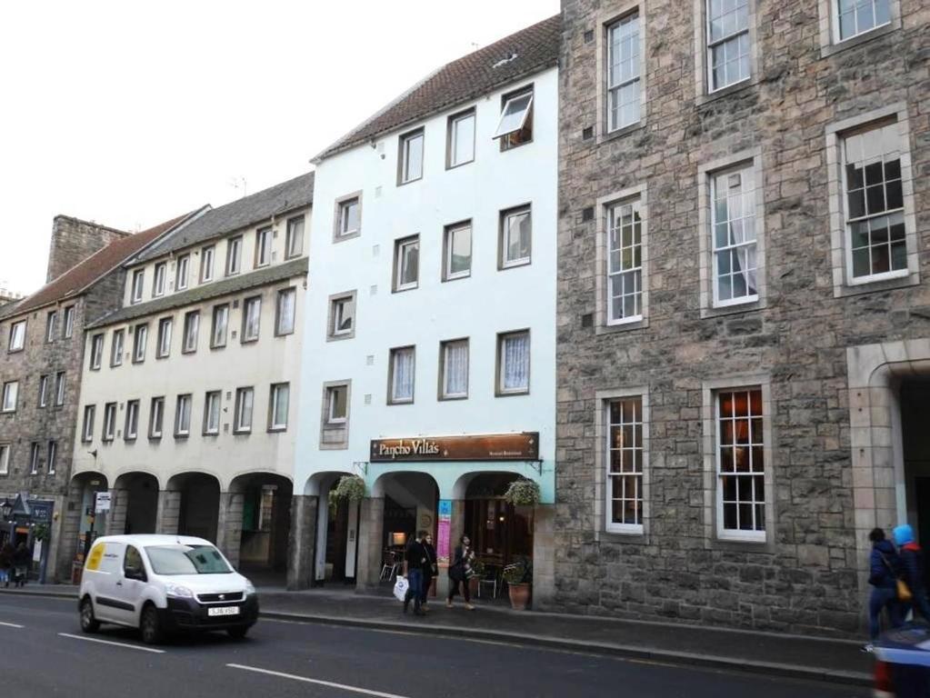 1 bed in the heart of Edinburgh's Old Town