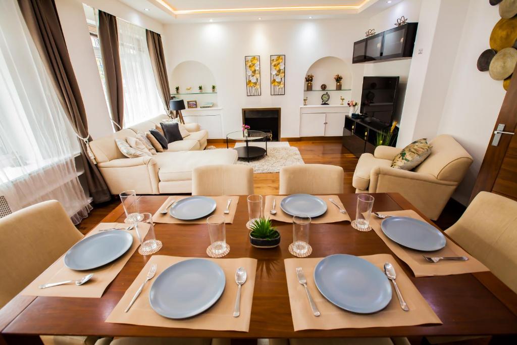 Luxury 3 bedroom 2 bath - Paddington Hyde Park