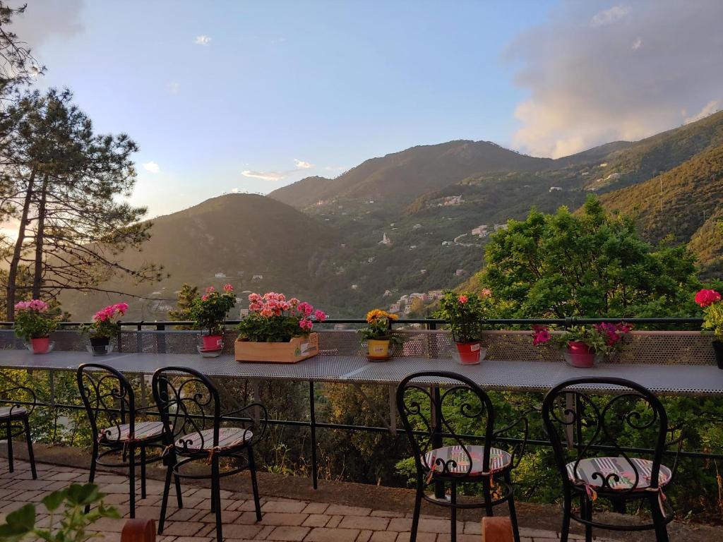 Nespecifikovaný výhled na hory nebo výhled na hory při pohledu z bed and breakfast