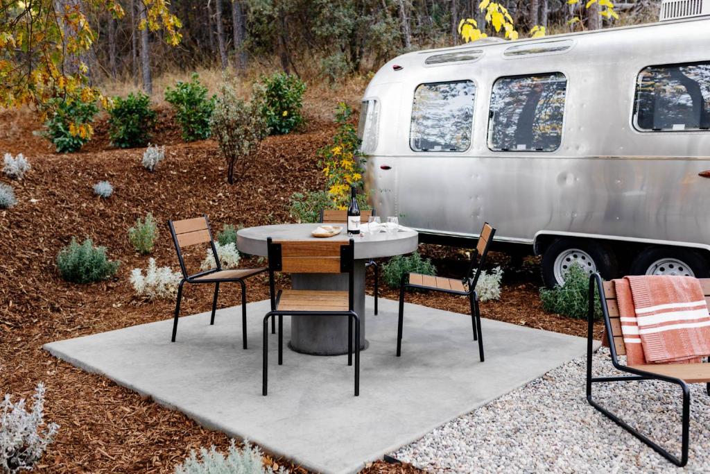 AutoCamp Yosemite - Queen Suite