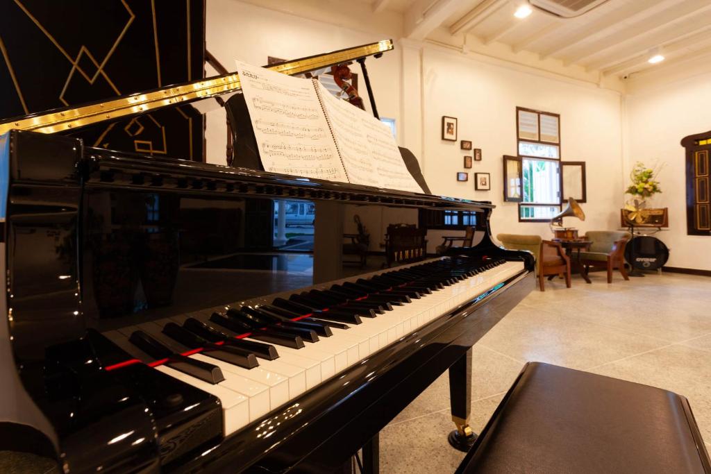Fotografie z fotogalerie ubytování Sound Gallery House - SHA Plus ve městě Phuket