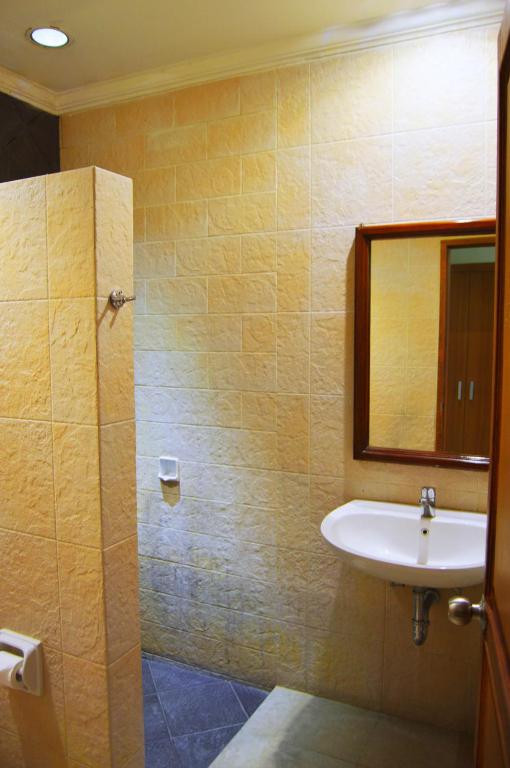 Koupelna v ubytování Sanghyang Indah Spa Resort