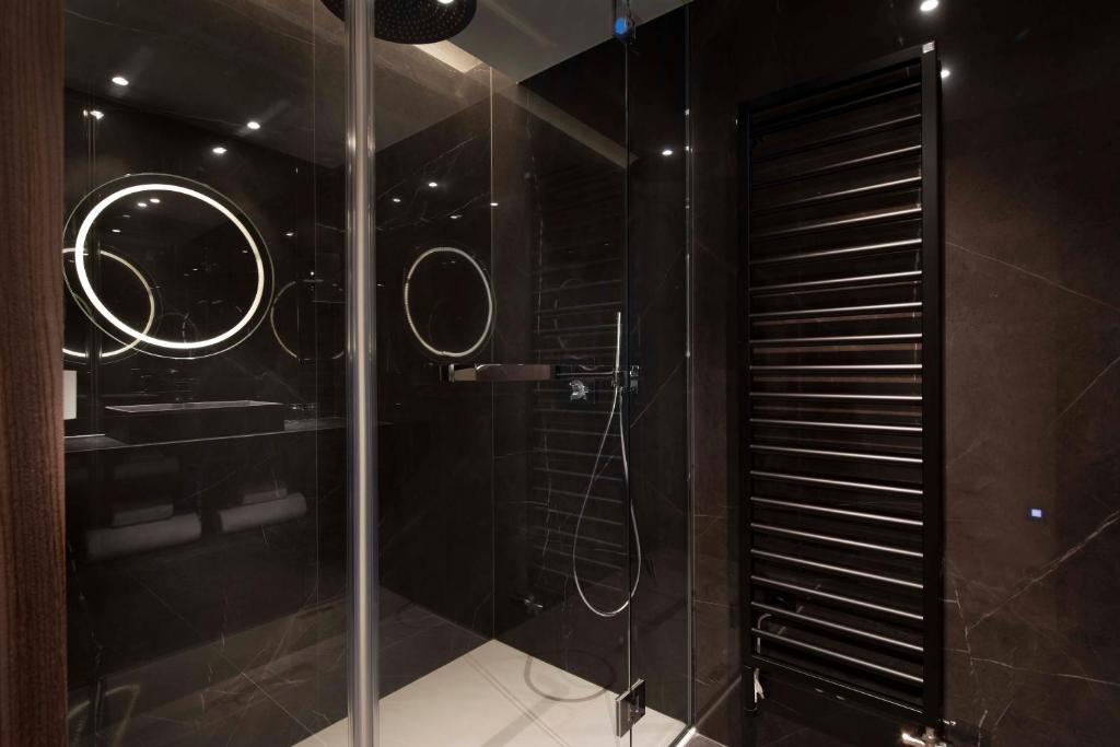 Koupelna v ubytování Hotel D Geneva