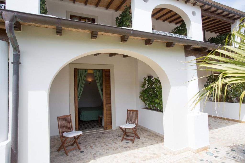 Patio nebo venkovní prostory v ubytování Hotel Tritone Lipari