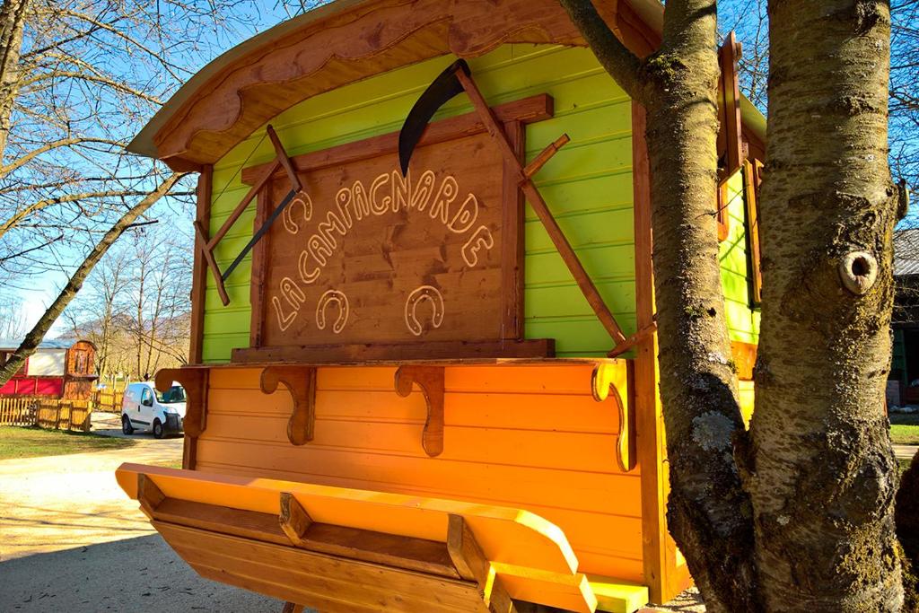 Roulottes au pied du Vercors - Caravan