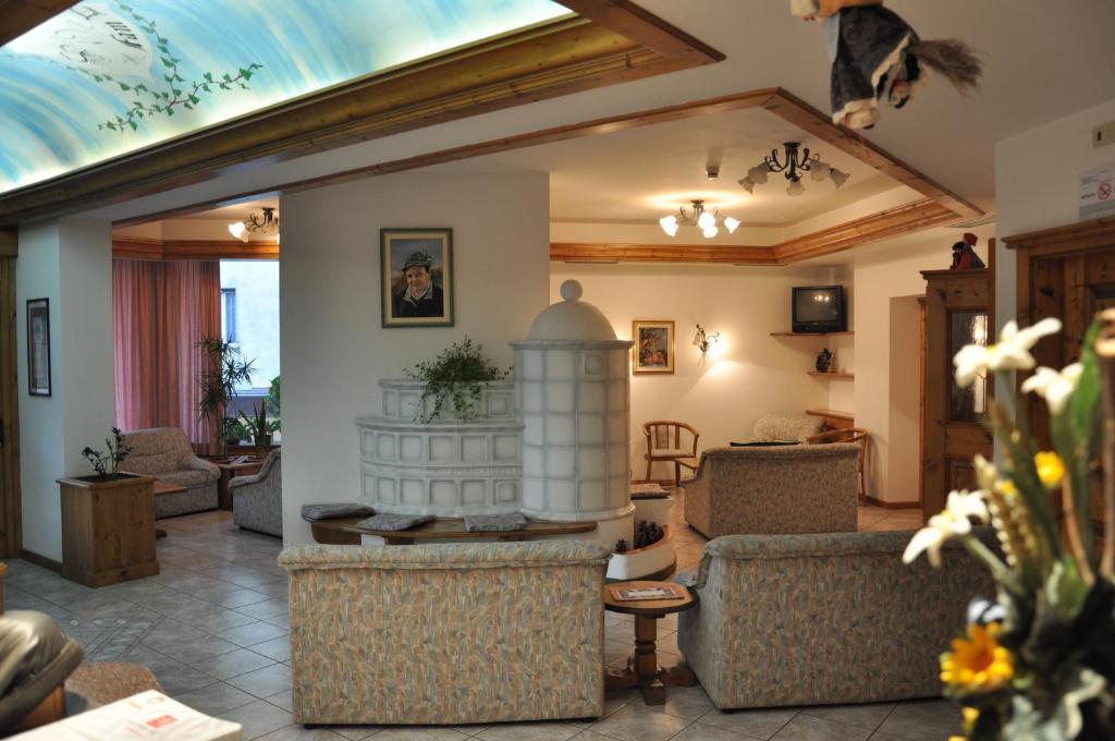Posezení v ubytování Albergo Dolomiti