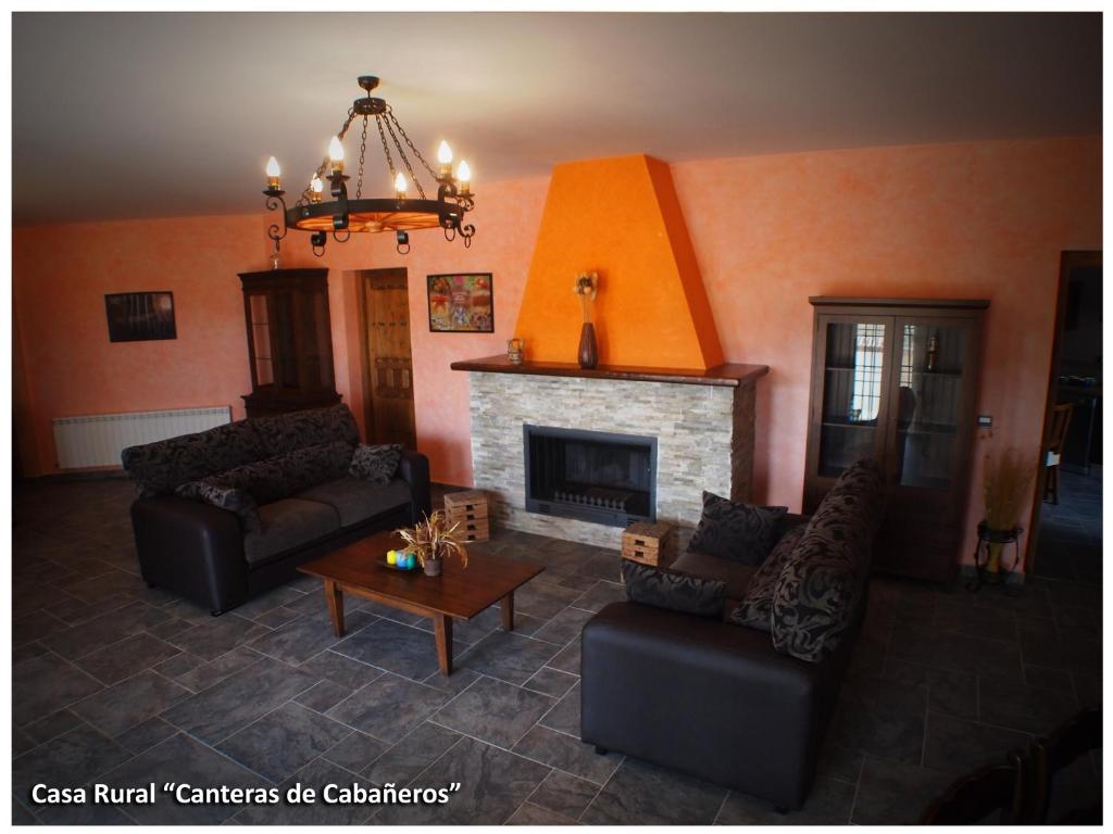 Posezení v ubytování Casa Rural Las Canteras de Cabañeros
