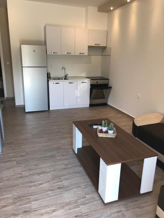 A kitchen or kitchenette at Stratonikis Apartments