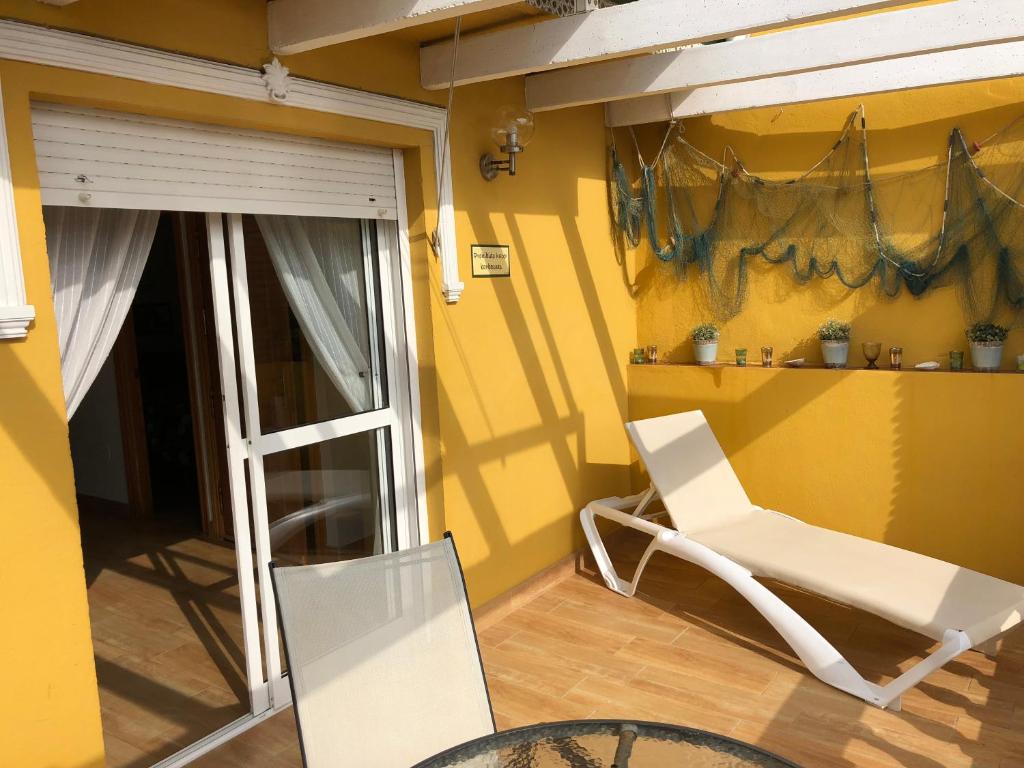 Aunt Antonia Beach House - 6