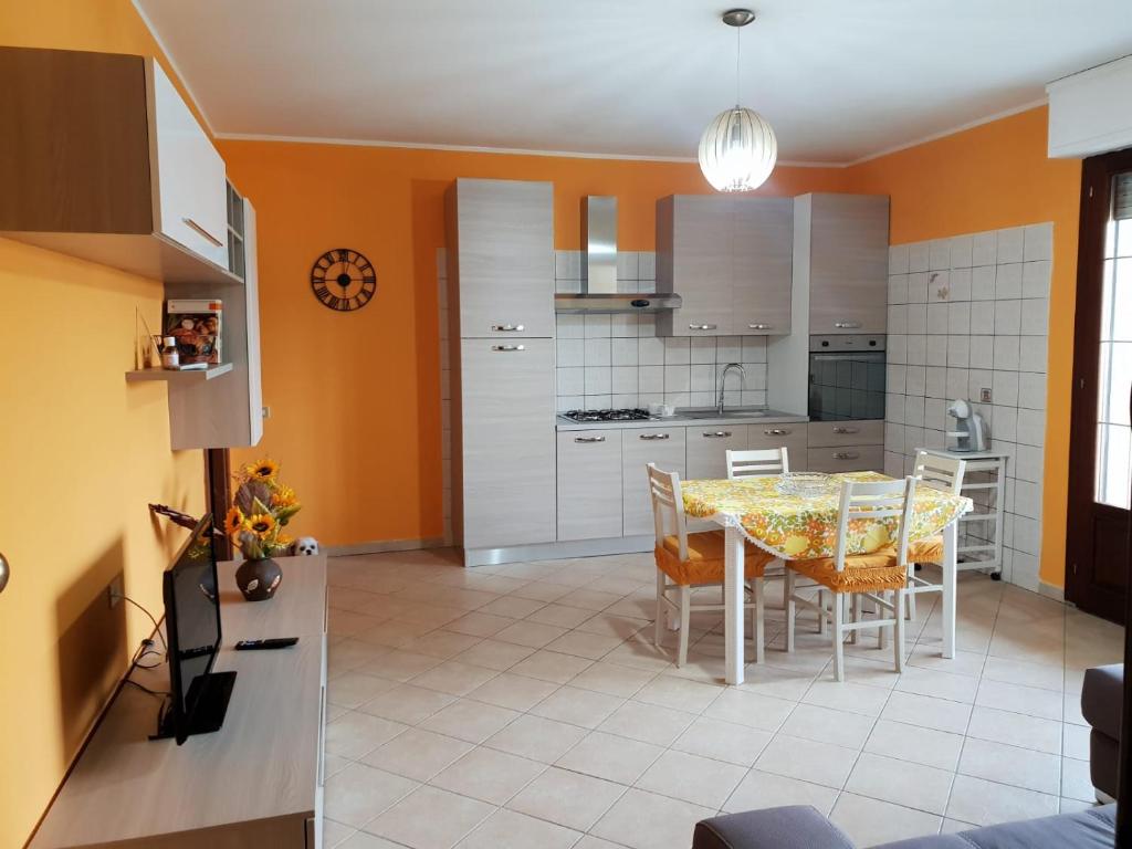 Elena Home a Iglesias - Spazioso Appartamento con Vista
