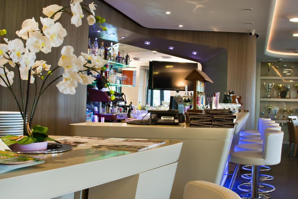 Hotel Pagony Wellness - Resim 3