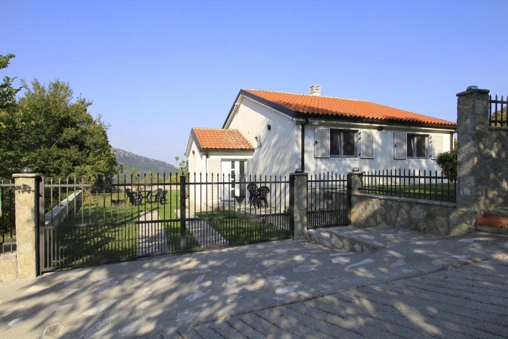 Bungalow 4 Suns - Villa With Private Pool