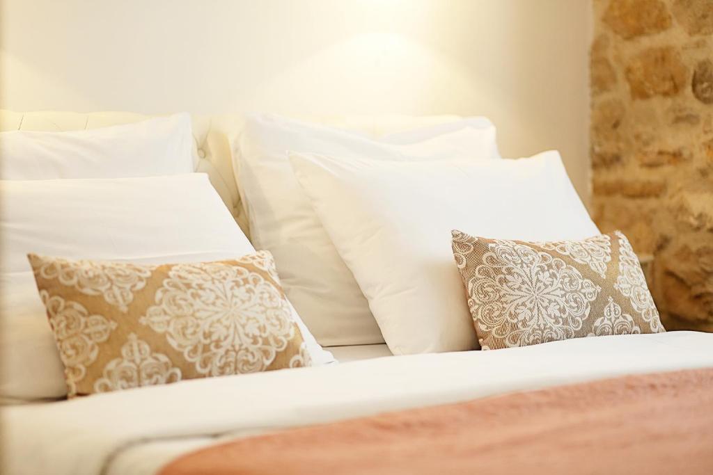 Split Old Town Suites - 7