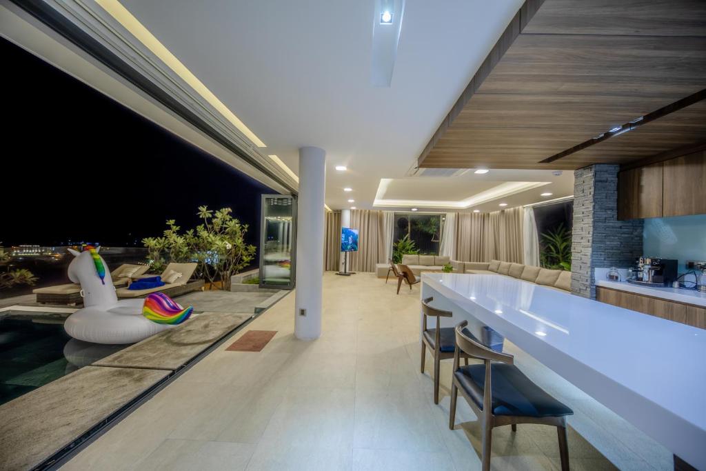 thuê villa Nha Trang cho 15 người