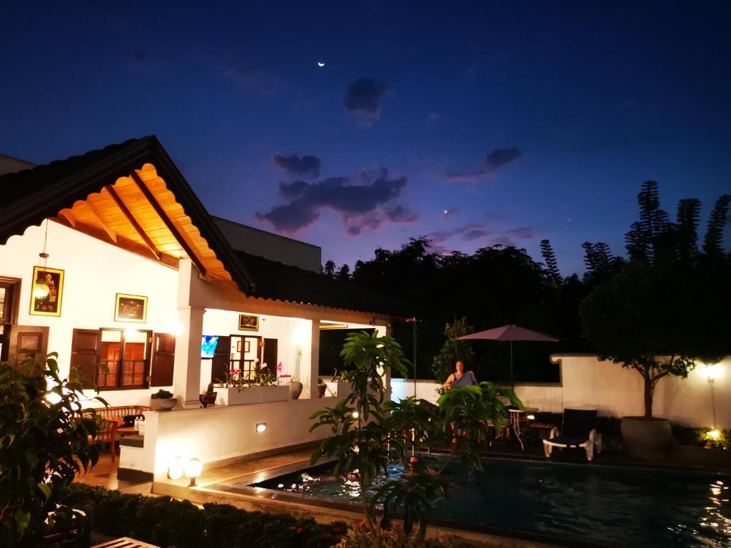 Zahrada ubytování Kaya Residence Kandy
