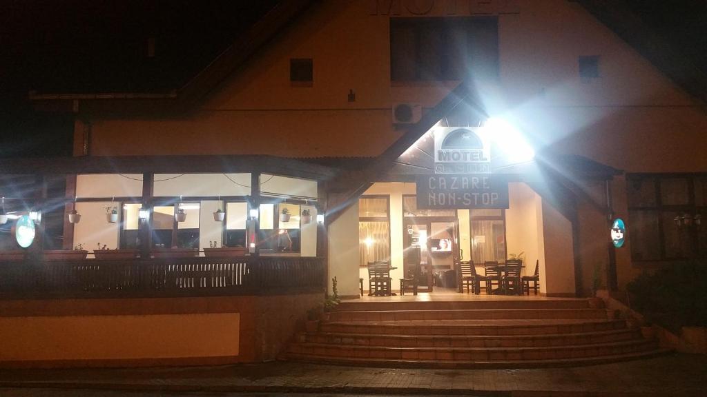 Gallery image of Motel Restaurant Lowe in Deva