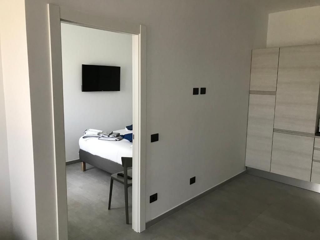 Feel@Home Apartment+Rooms - 13