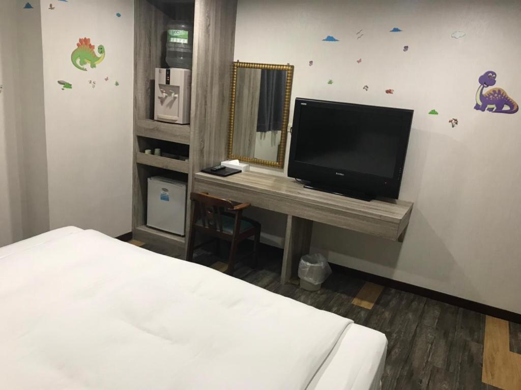 &#x5FC3;&#x5712;&#x751F;&#x6D3B;&#x65C5;&#x5E97; Xin Yuan Hotel&#x96FB;&#x8996;&#x548C;&#xFF0F;&#x6216;&#x5A1B;&#x6A02;&#x4E2D;&#x5FC3;