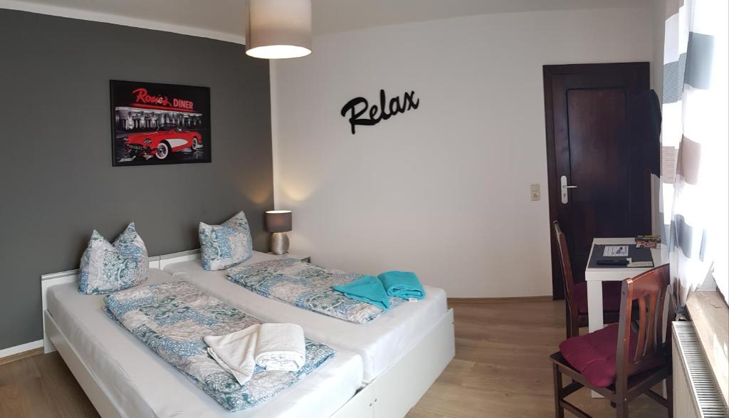 Gästezimmer & Ferienwohnungen Thon - Standard Double Room