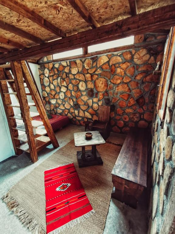 Posezení v ubytování Nisi Glamping
