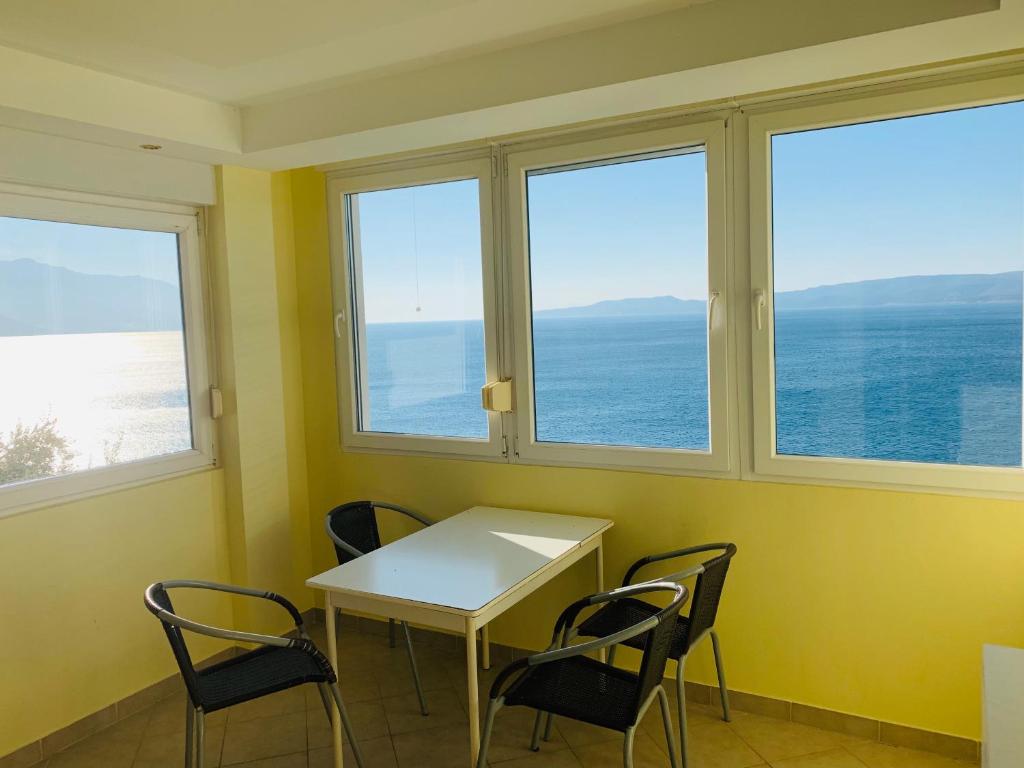 Příroda nedaleko aparthotelu