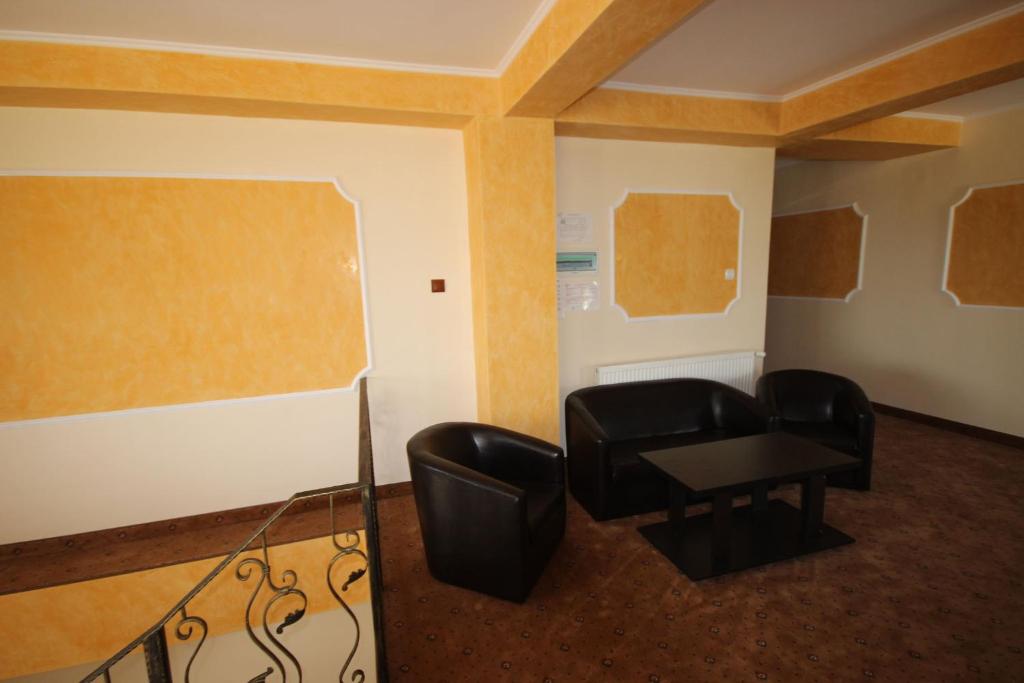 Posezení v ubytování Hotel Eden