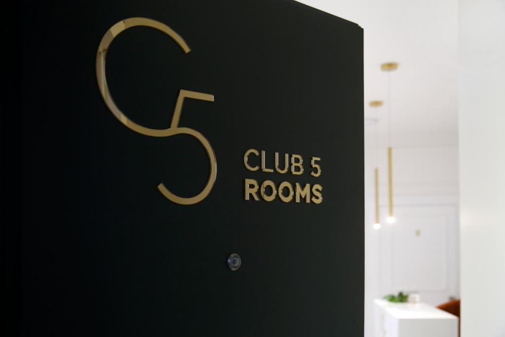 Certifikát, hodnocení, plakát nebo jiný dokument vystavený v ubytování Club 5 boutique rooms