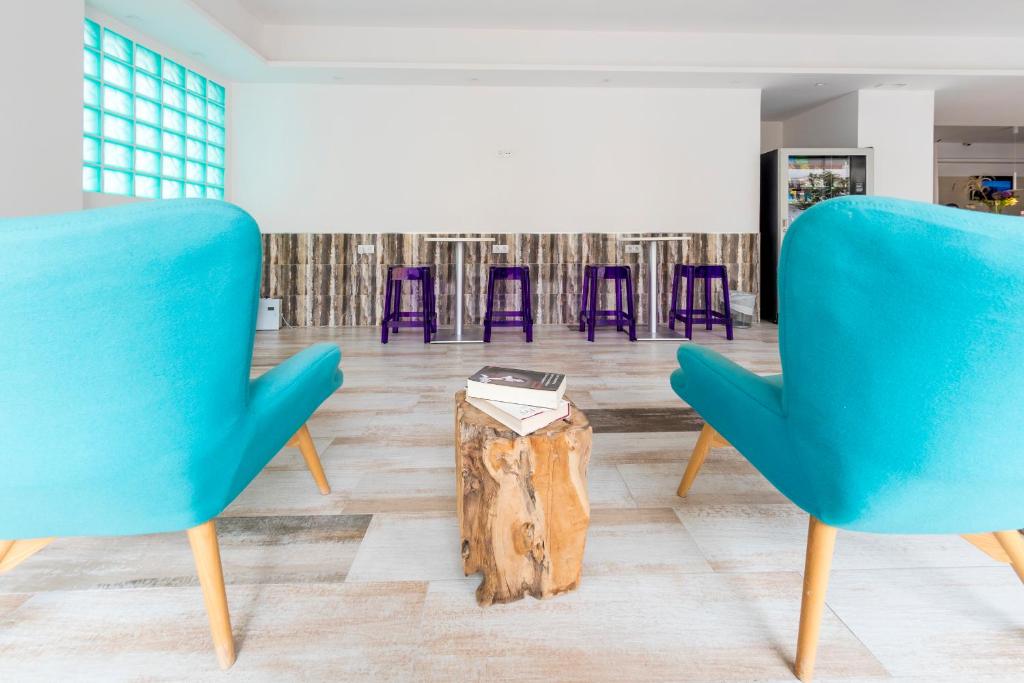 Een zitgedeelte bij Hotel Tarba