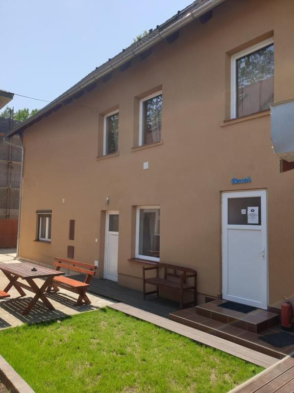 Budova, kde se penzion nachází